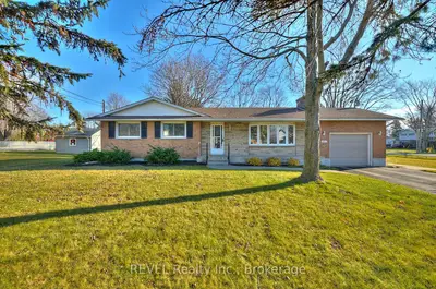 1112 Kennedy Drive, Fort Erie, On L2a 5p4