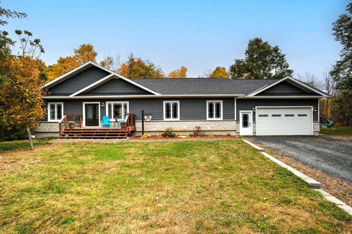 Detached in Frontenac