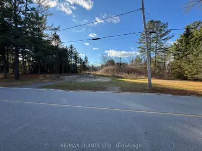 760 Victoria Street N, Tweed, On K0k 3j0