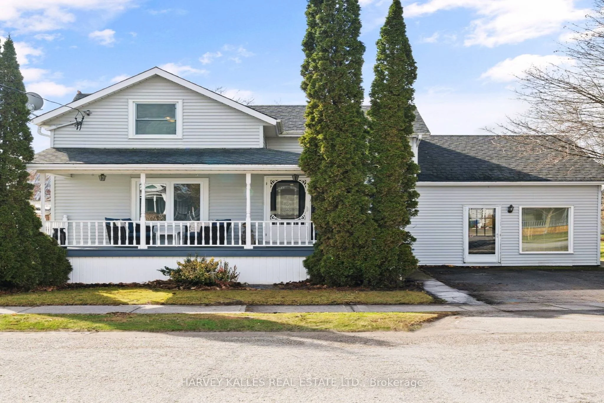 Detached in Prince Edward County