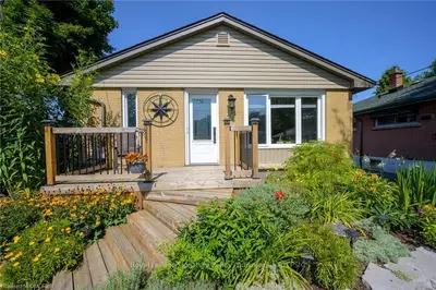 Detached in Hamilton