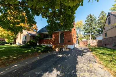 Detached in London East