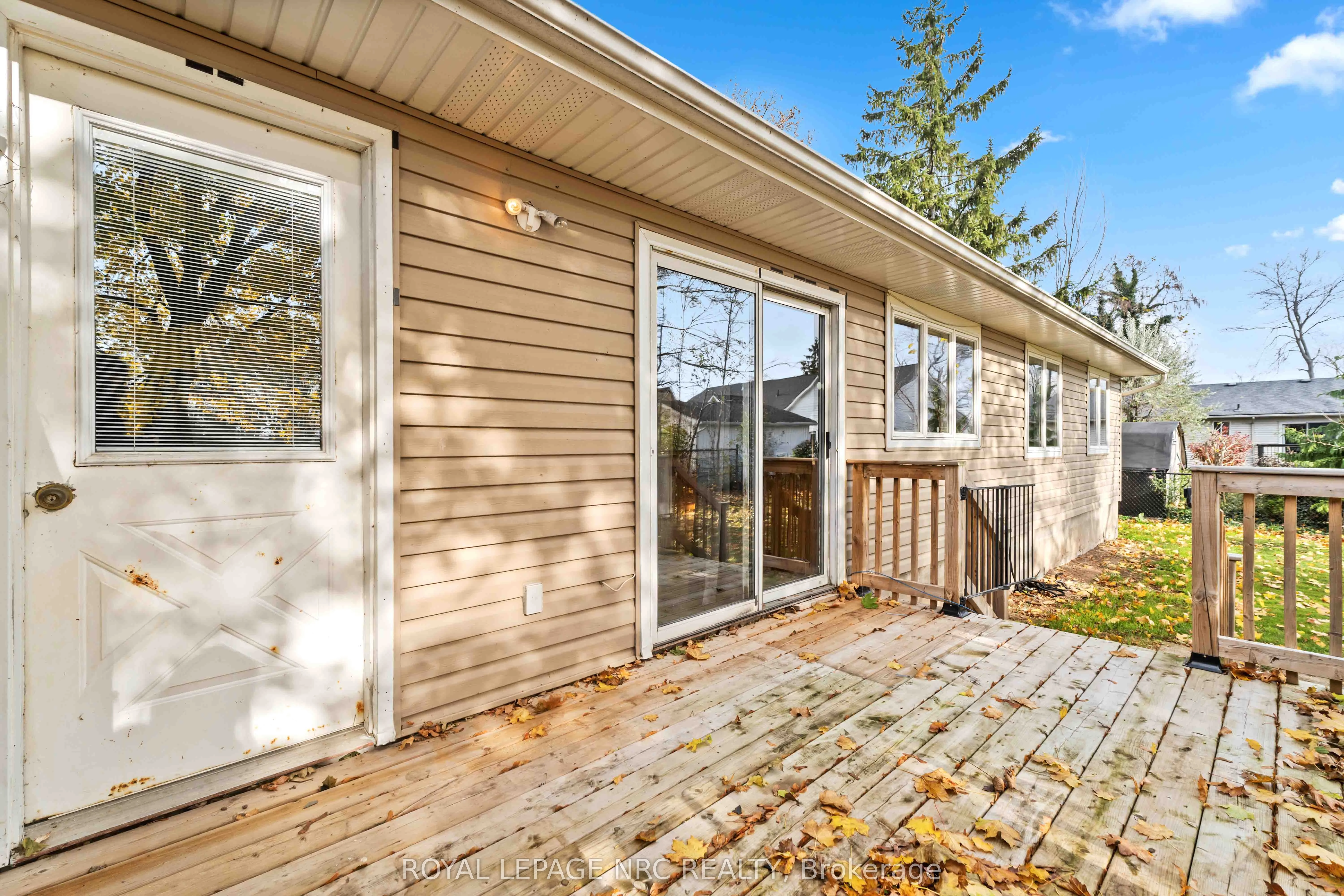 33 Keel Street, Fort Erie, ON L2A 1C4