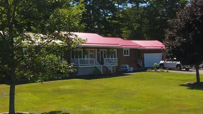 1585 East Road Loop, Hastings Highlands, On, K0l 2r0