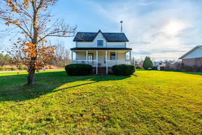 Detached in Pelham