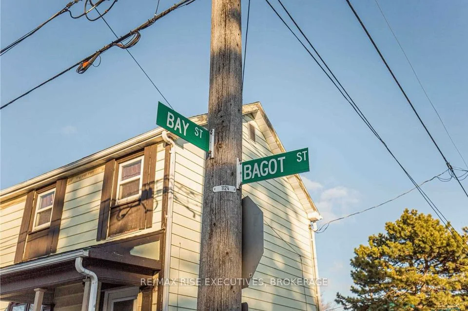 73-75 Bay Street, Kingston, ON K7K 1H7
