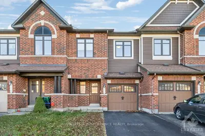 Att/Row/Townhouse in Orleans - Cumberland and Area