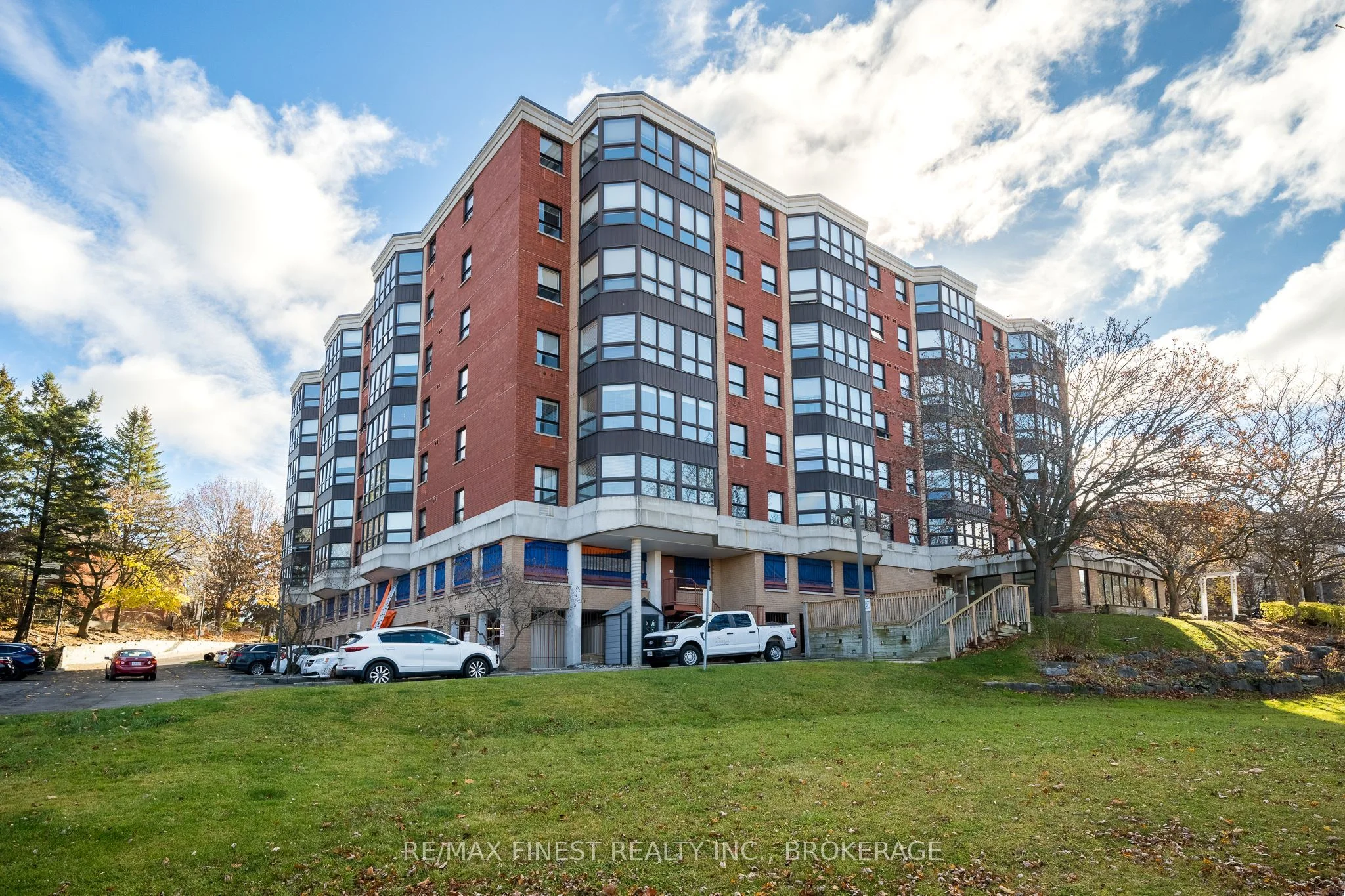Condo Apartment in Kingston