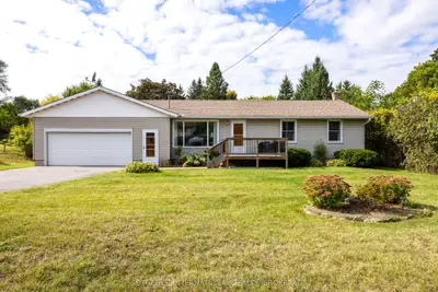 Detached in Prince Edward County