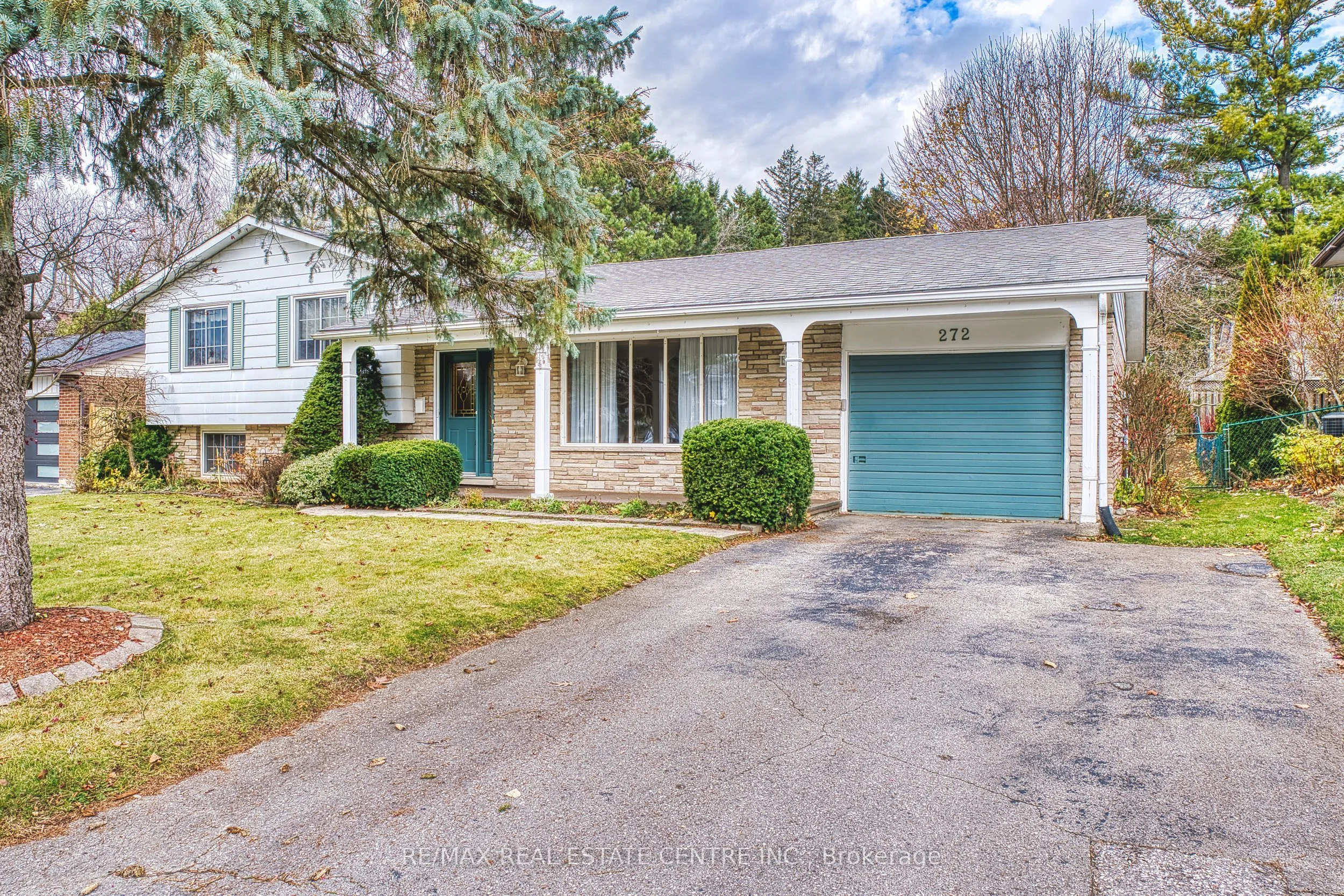 272 John Street, Centre Wellington, On N0b 1s0
