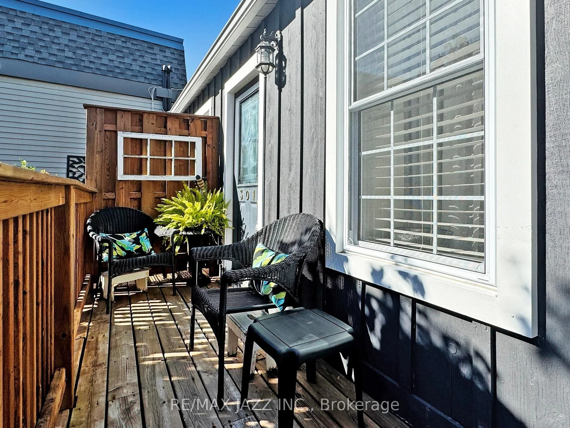 Condo Apartment in Cobourg