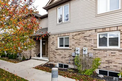 Condo Townhouse in Niagara Falls