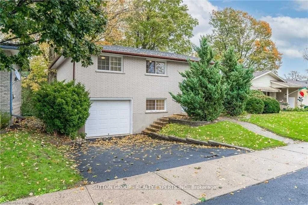 Detached in Waterloo