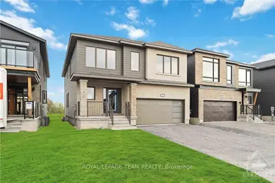 Detached in Barrhaven