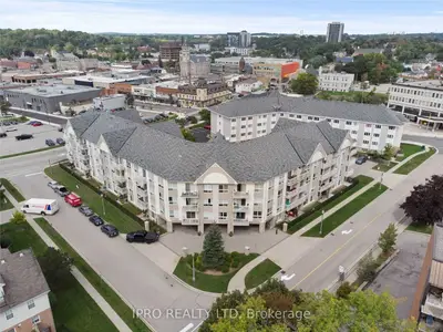 Condo Apartment in Cambridge