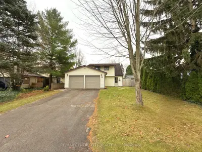 Detached in London North