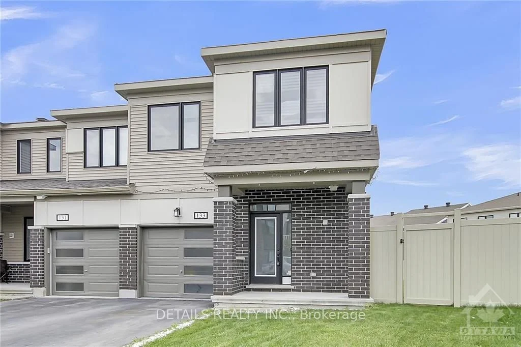 Att/Row/Townhouse in Kanata