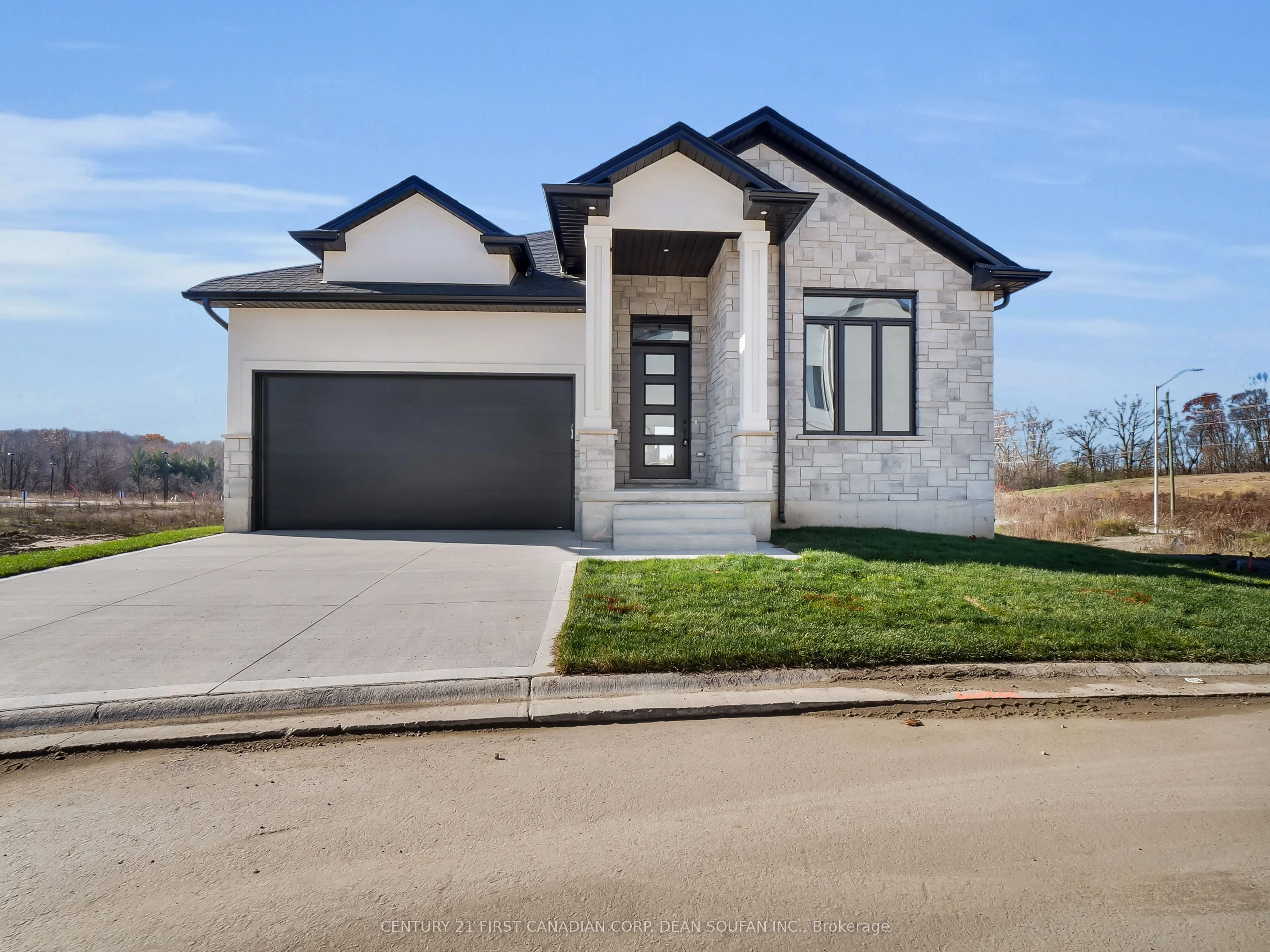 Vacant Land Condo in London South