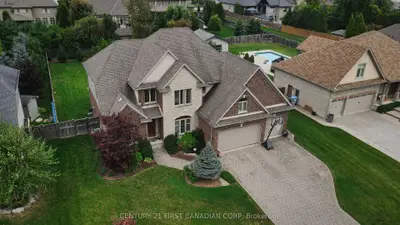 Detached in Middlesex Centre