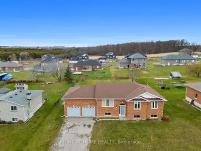 Detached in Kawartha Lakes