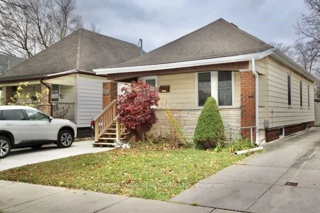 429 Burbrook Place, London East, ON N5W 4B5