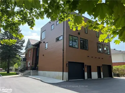 20 Alice Street E 5, Blue Mountains, On N0h 2p9