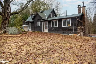 429-439 Lynx Lake Road, Huntsville, On P1h 2j3