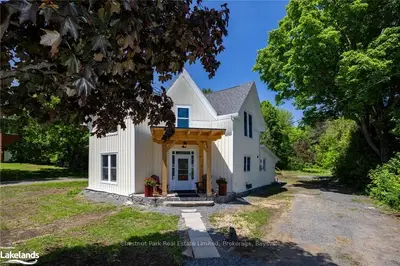 2673 Muskoka Rd 117, Lake Of Bays, On, P0b 1a0