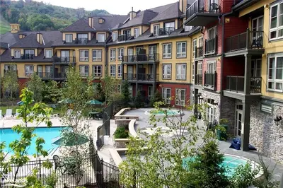 156 Jozo Weider Boulevard 424, Blue Mountains, On L9y 3z2