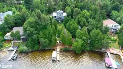 Detached in Sudbury Remote Area