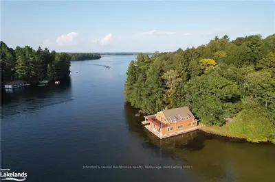 Detached in Muskoka Lakes