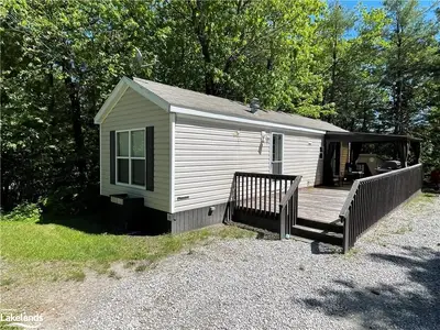 MobileTrailer in Gravenhurst