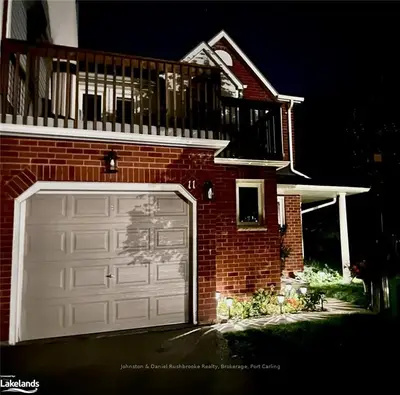 Condo Townhouse in Bracebridge