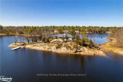 2 Island 840/jack's Rock, Georgian Bay, On, P0e 1e0