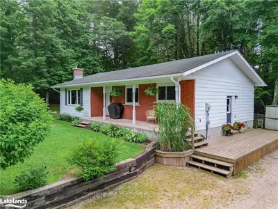 Detached in Seguin