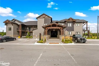 21 Beckwith Lane 206, Blue Mountains, On L9y 0r4