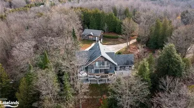 Detached in West Grey