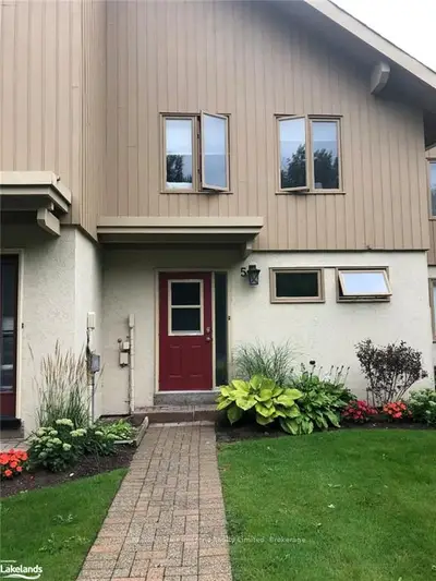 111 Brooker Boulevard 5, Blue Mountains, On L9y 0l3