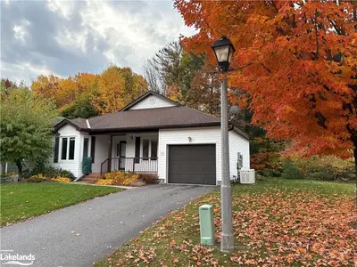 Detached in Gravenhurst