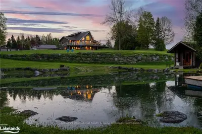 Detached in Grey Highlands