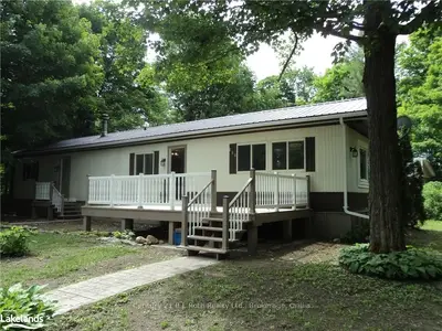 MobileTrailer in Gravenhurst
