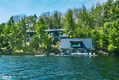 #17 3164 Muskoka Rd 118, Muskoka Lakes, On, P0b 1j0
