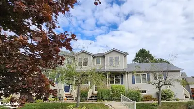 Condo Townhouse in Blue Mountains