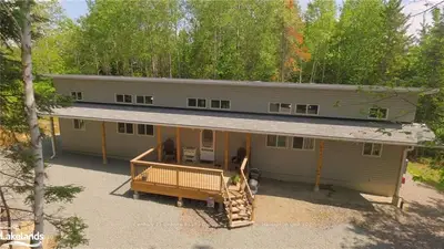 51 Farmcrest Avenue, Dysart Et Al, On K0m 1s0