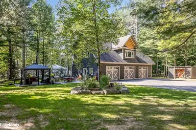 1438 South Waseosa Lake Road, Huntsville, On P1h 2n5