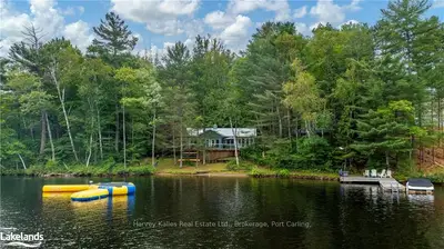 Detached in Gravenhurst