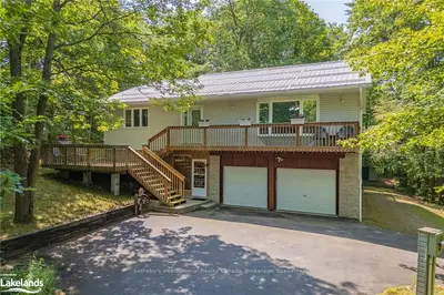 Detached in Gravenhurst