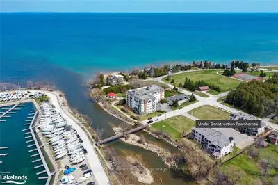 10 Bay Street E 302, Blue Mountains, On N0h 2p0