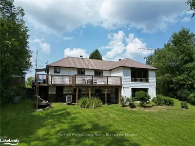 Detached in Minden Hills