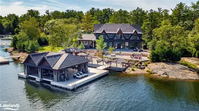 250 South Shore Road, The Archipelago, On P0g 1k0